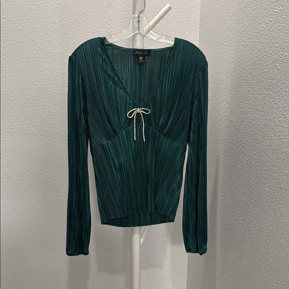 Women's Green Top